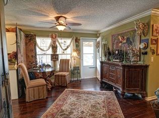 351 Atkinson Point Rd, Surf City, NC 28445