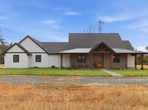6217 Sandstone Ln, Browns Valley, CA 95918
