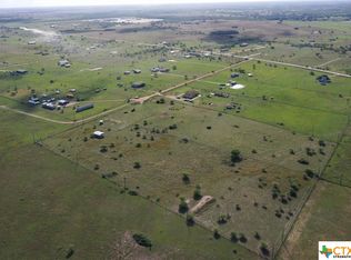 241 Elm Hollow Rd, Victoria, TX 77904