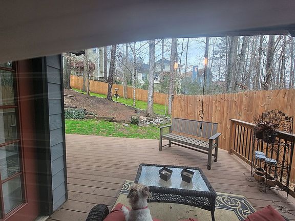 3rd image of 2801 Sweet Oaks Ct