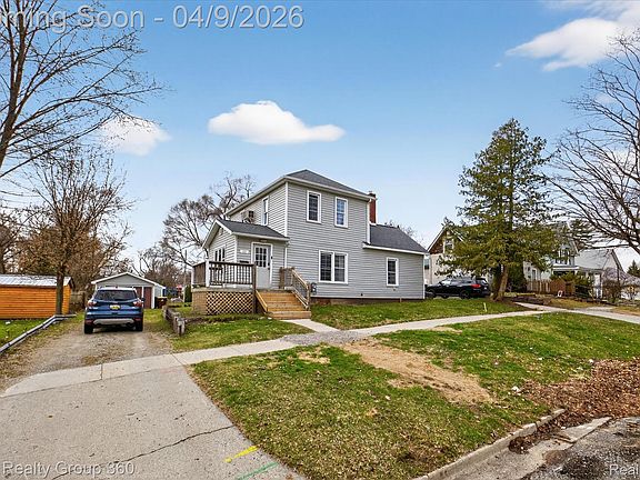 2nd image of 217 Maple Ave