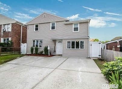 1st image of 63 Nassau Ln