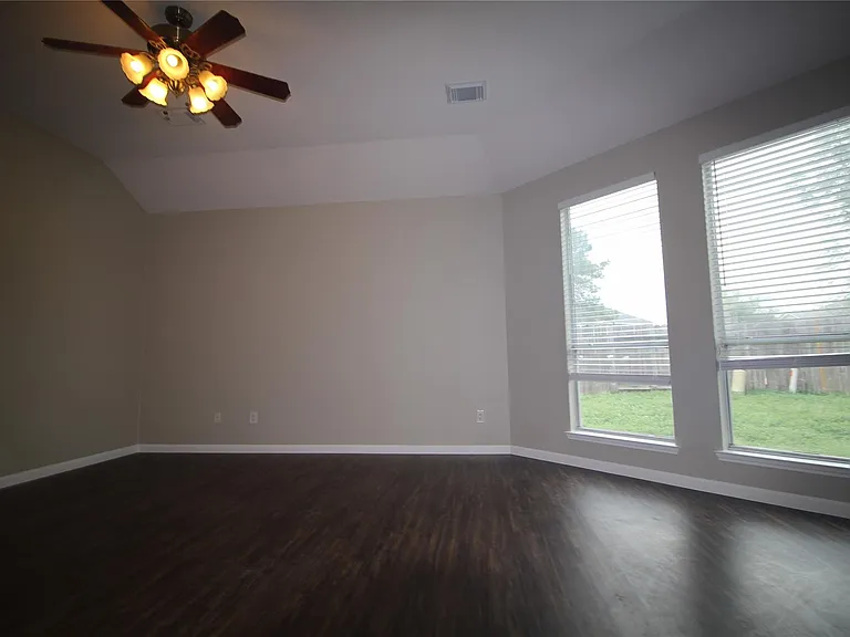 16730 Town Glade Dr — Photo 13