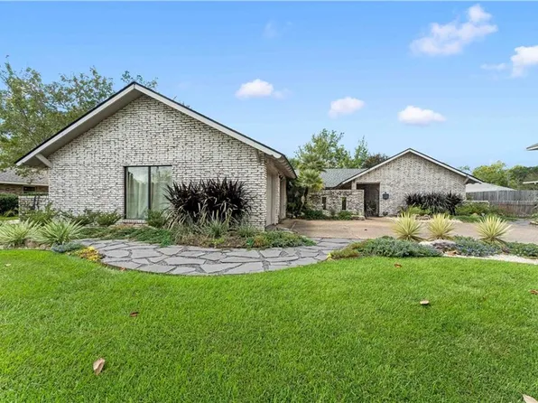 1398 Oakley Dr, Baton Rouge, LA 70806
