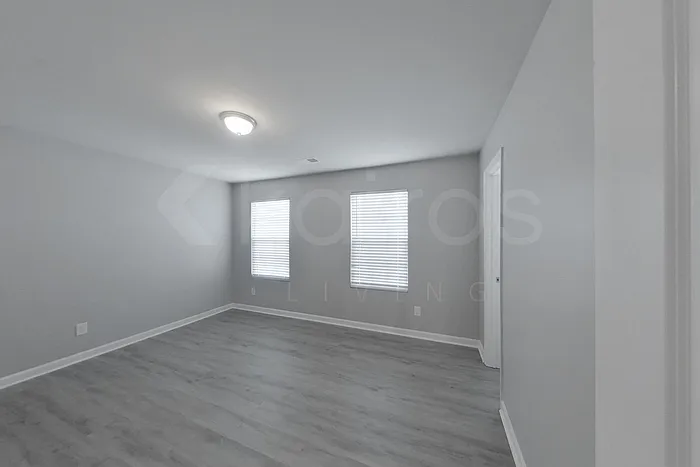 217 Sky Hawk Ln — Photo 21