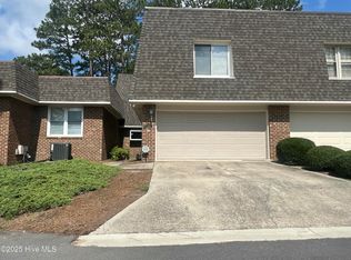 123 Racquet Ln, Pinehurst, NC 28374