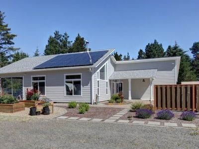 999 41st Lane, Seaview, WA, 98644