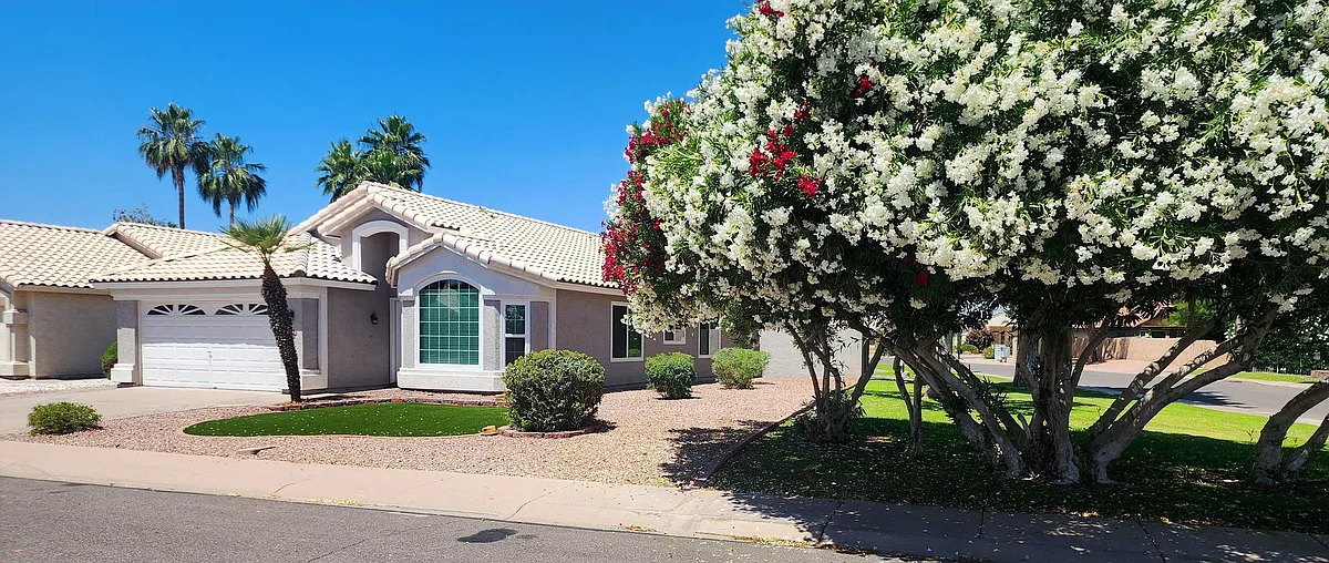 Building Photo - 1382 E Butler Cir
