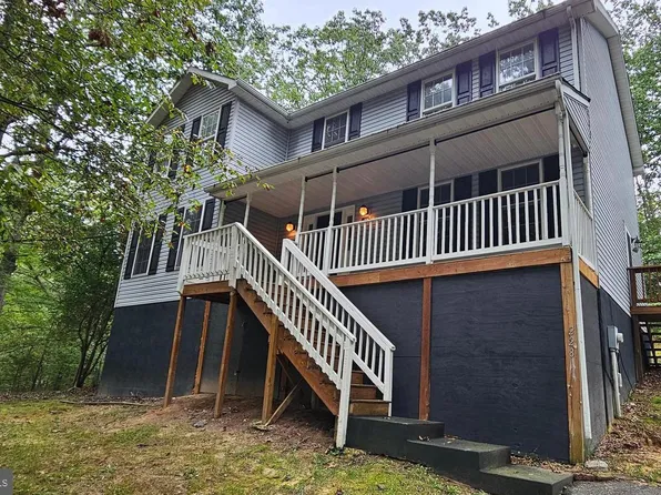 228 Thunderbird Dr, Lusby, MD 20657