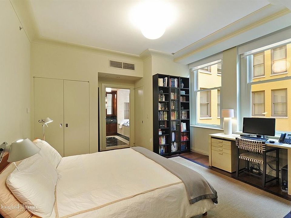 1st image of 55 Wall St APT 733