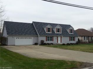 25704 Tryon Rd, Bedford, OH 44146