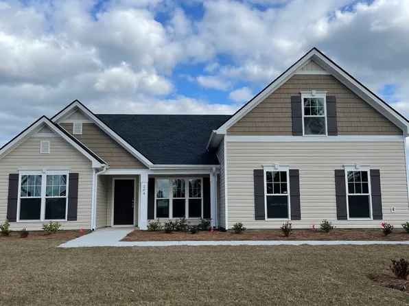 204 Northshore Dr, Kingsland, GA 31548