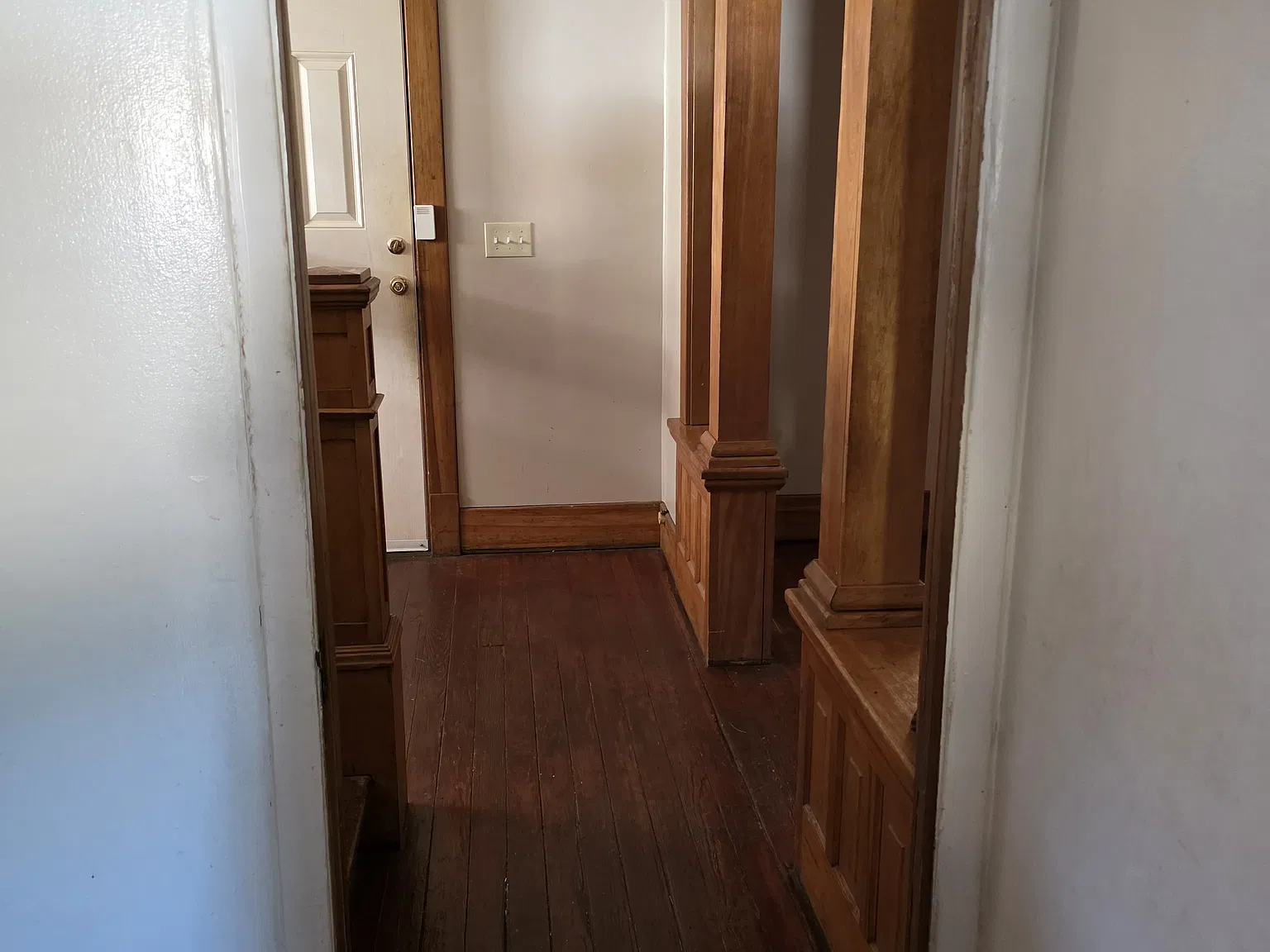 4 bed, 1879 sqft, $1,100 — Photo 2