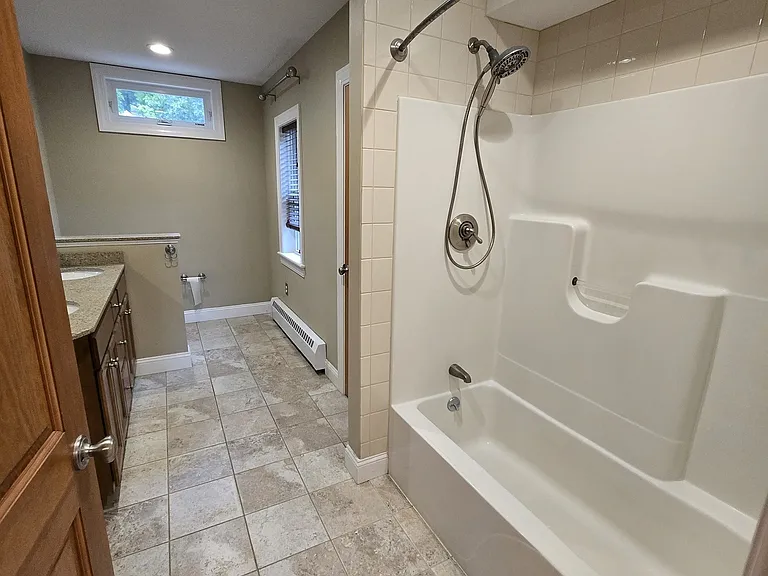 47 McKinley Ave #2 — Photo 8