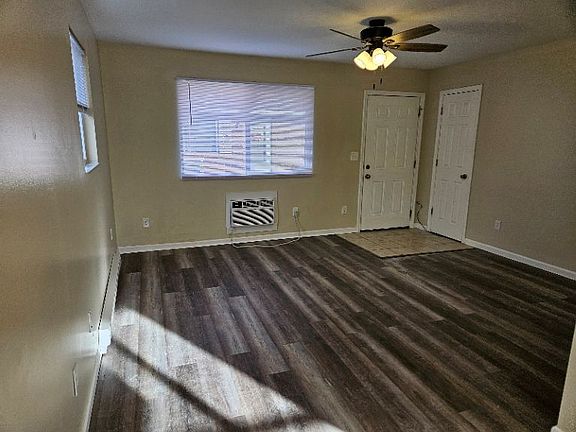 2nd image of 4500 Wayne Meadows Cir #4500