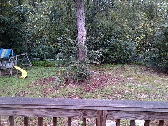 5th image of 1532 Chateau Ln