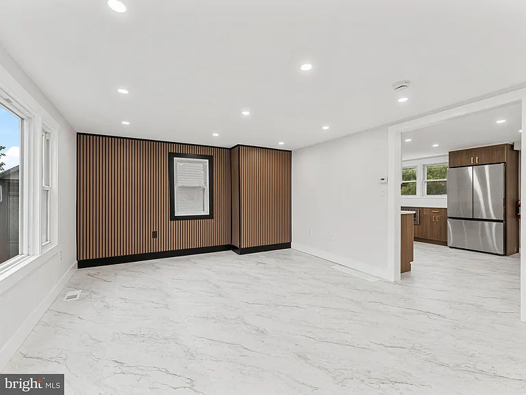 308 Delsea Dr — Photo 2