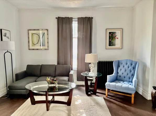 1126 Franklin St #A, Burlington, IA 52601