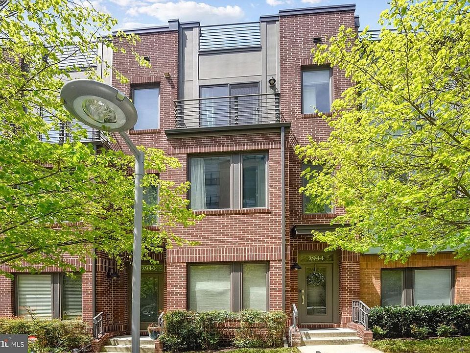 1st image of 2944 Penny Ln
