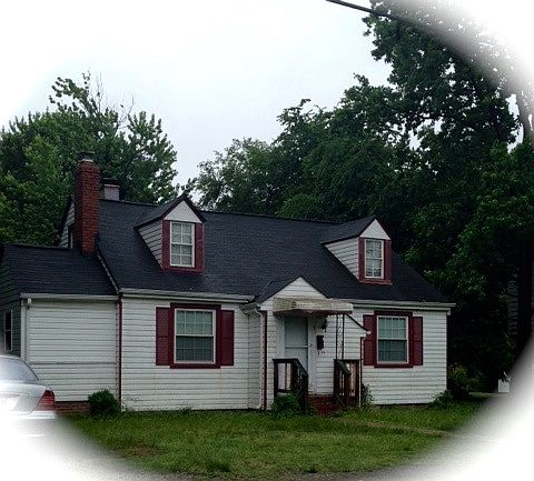 1st image of 7 S Fern Ave