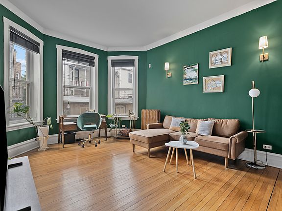 5th image of 1714 W Leland Ave #1B