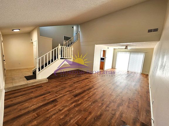 2nd image of 8136 Sunbonnet Dr