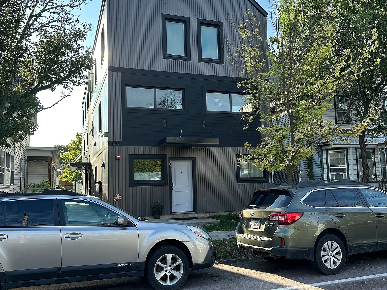 180 N Winooski Ave — Photo 4