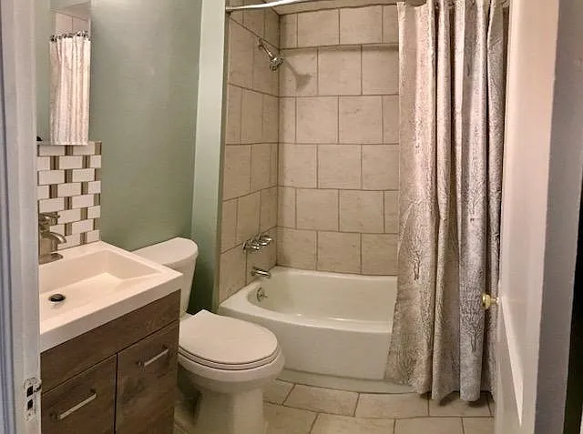 1637 Orchard Grove Ave #DN — Photo 5