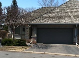 415 Waycliffe Dr S, Wayzata, MN 55391