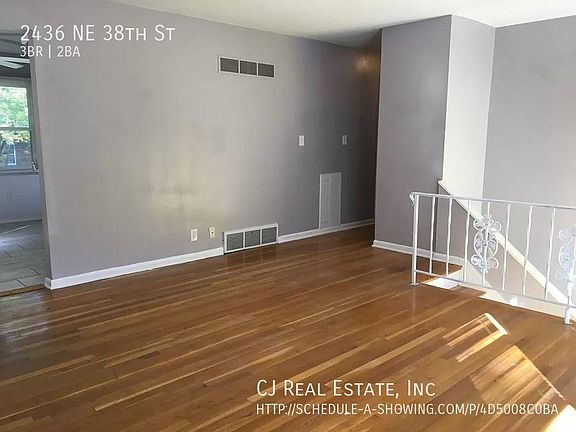 4th image of 2436 NE 38th St