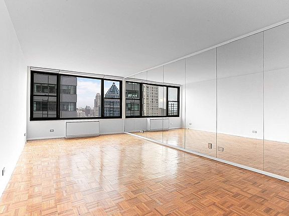 2nd image of 117 E 57th St APT 41F
