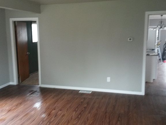 Bd 1 & Kit from Frt Dr