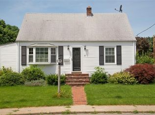22 Colonial Way, West Warwick, RI 02893