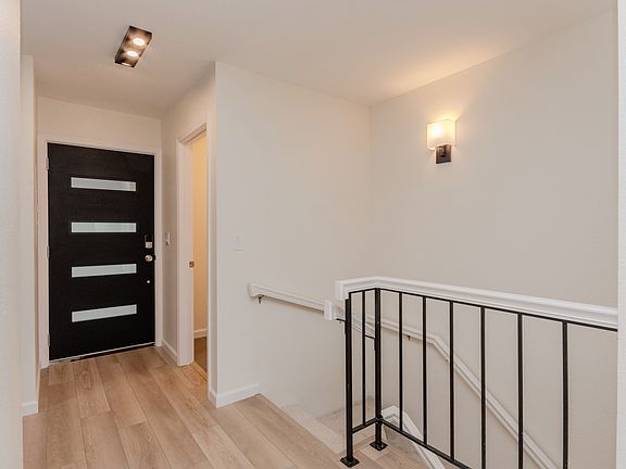 4th image of 500 Kirkland Ave APT B6
