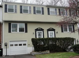 8390B Shallowcreek Rd, Liverpool, NY 13090