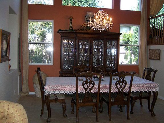 Formal Dining Rm