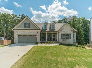 468 Copper Ridge Dr, Loganville, GA 30052