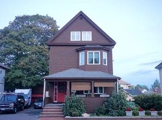 263 Winthrop St, Winthrop, MA 02152