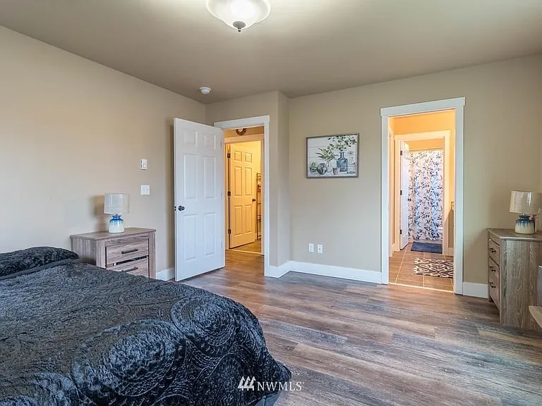 6826 S J St — Photo 14