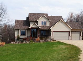 1509 Hidden Valley Cir, Houlton, WI 54082