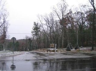 1633 Ryan Woods Dr, Allegan, MI 49010