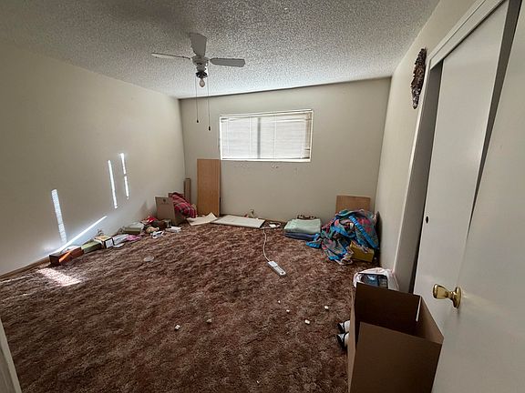 5th image of 209 2nd St