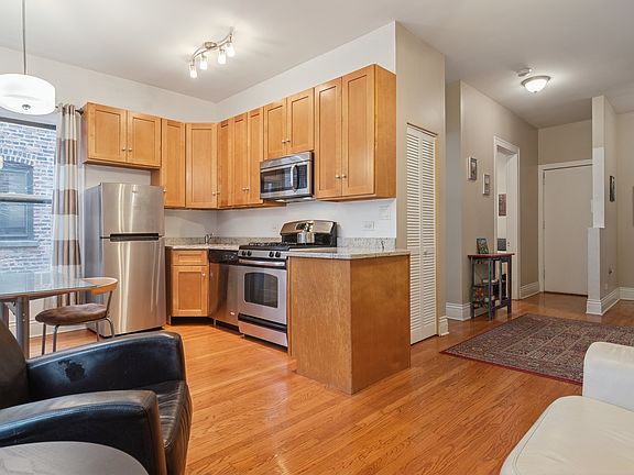 5th image of 1633 E Hyde Park Blvd APT 3D