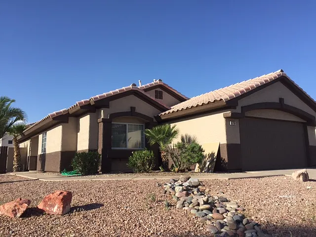 4 bed, 1600 sqft, $2,350 — Photo 2