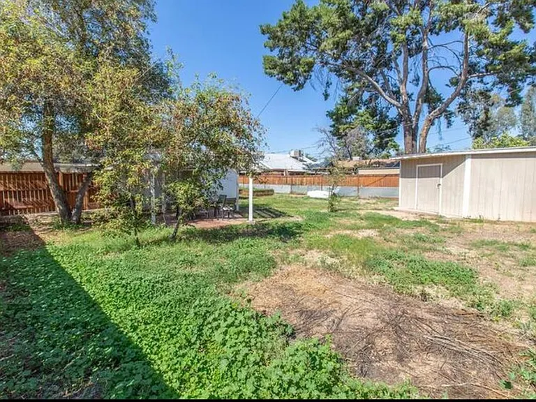 4209 N 18th St — Photo 14