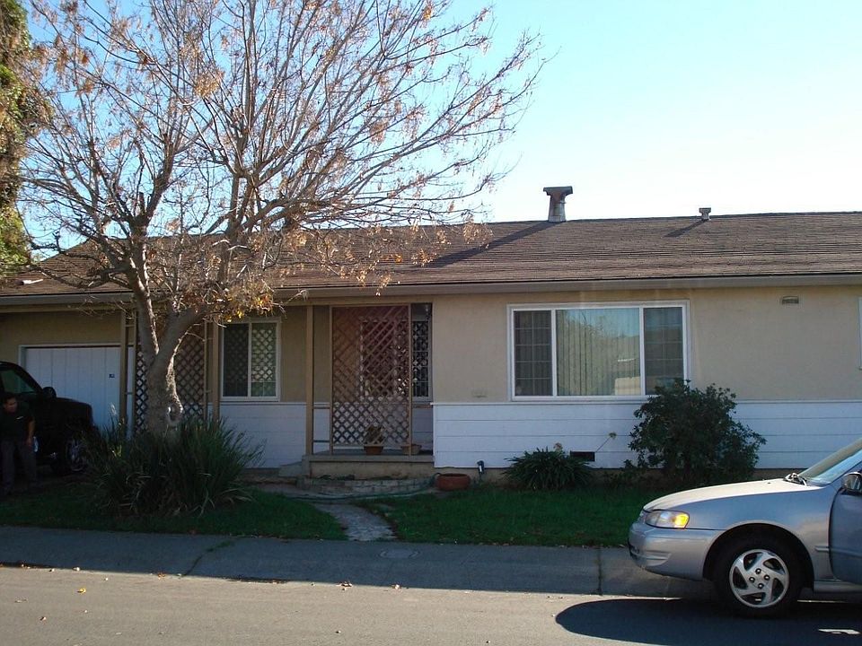 1st image of 257 Ontario Pl