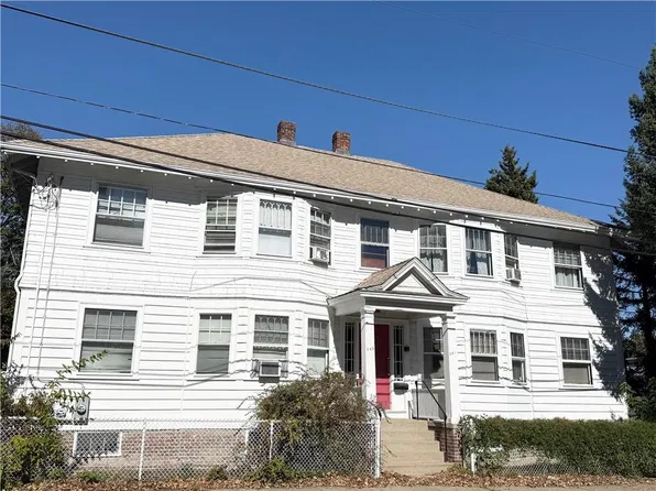 141-143 Lafayette St, Pawtucket, RI 02860