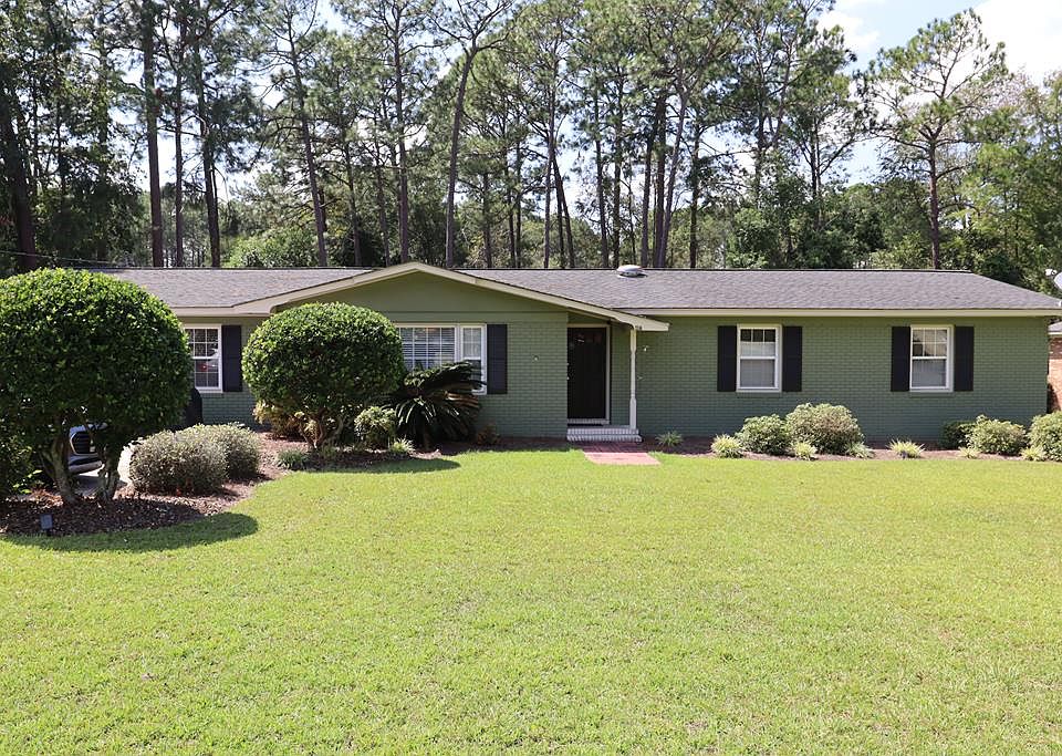 407 Rose Ln, Douglas, GA 31533 | Zillow