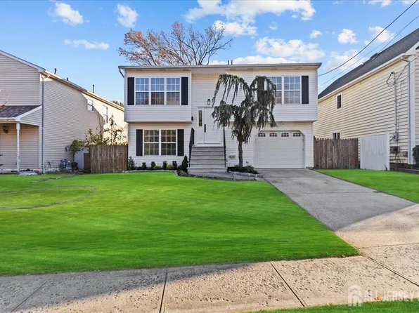 104 Maple Pl, Keyport, NJ 07735