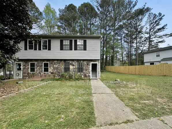 506 Oakwood Ct, Woodstock, GA 30188